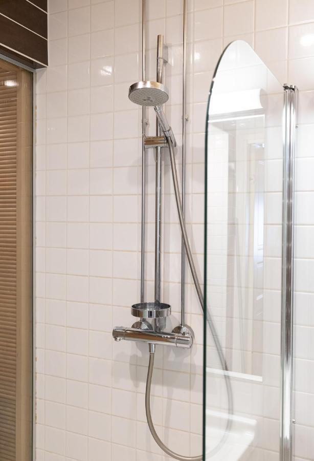 2Ndhomes Luxury Helsinki Center 2Br Apartment With Sauna Bagian luar foto